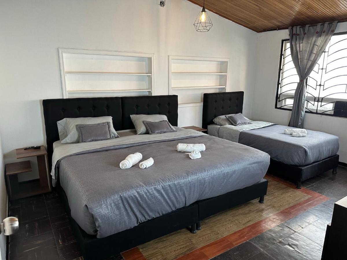 H&L Boutique Hotel โบโกตา ภายนอก รูปภาพ